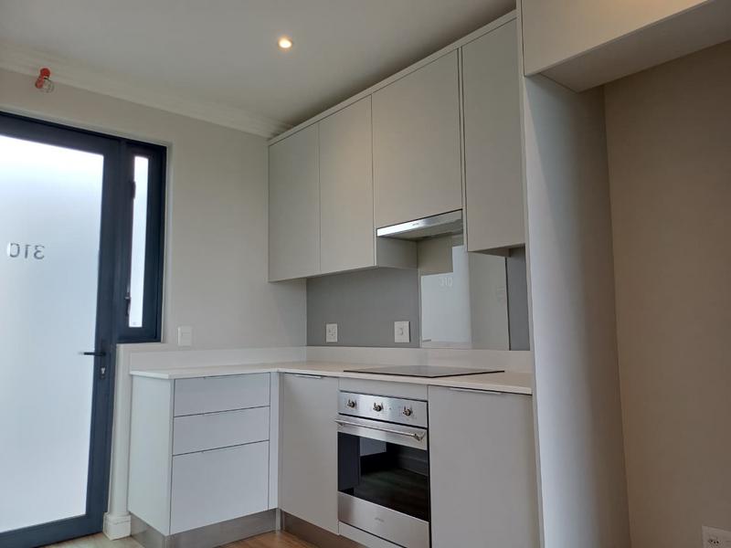 To Let 2 Bedroom Property for Rent in Somerset West Western Cape